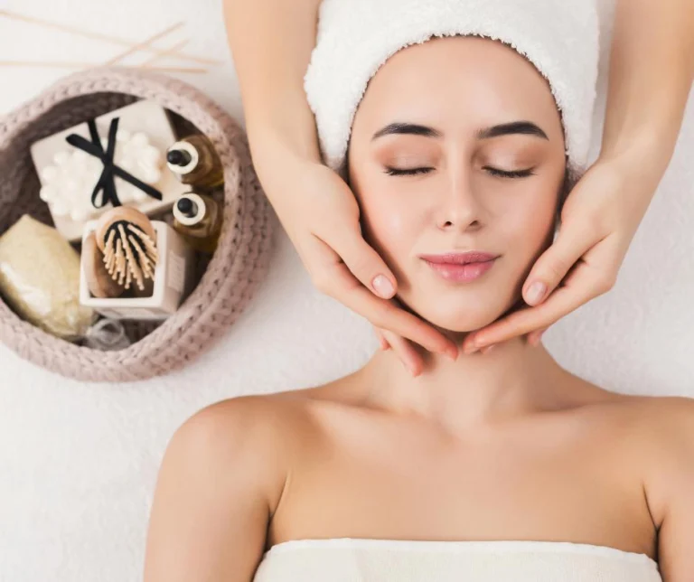 woman receiving beauty treatment